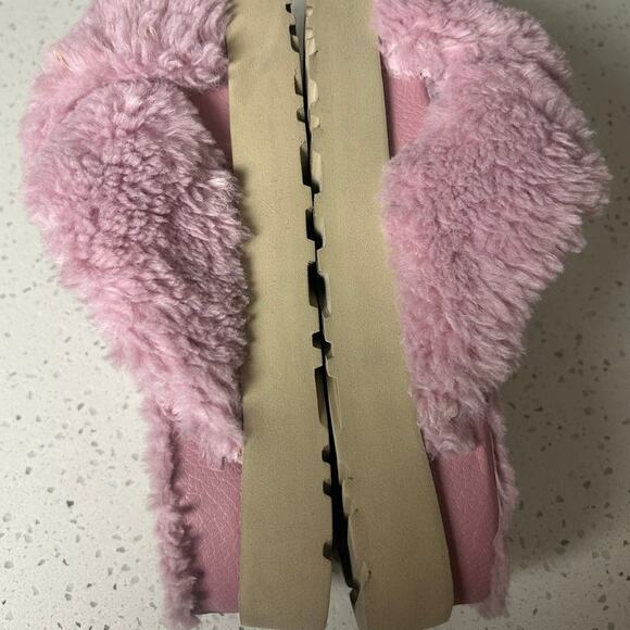 UGG Fuzz Sugar cross strap slide platform sandals in shell size 7 - Picture 12 of 14